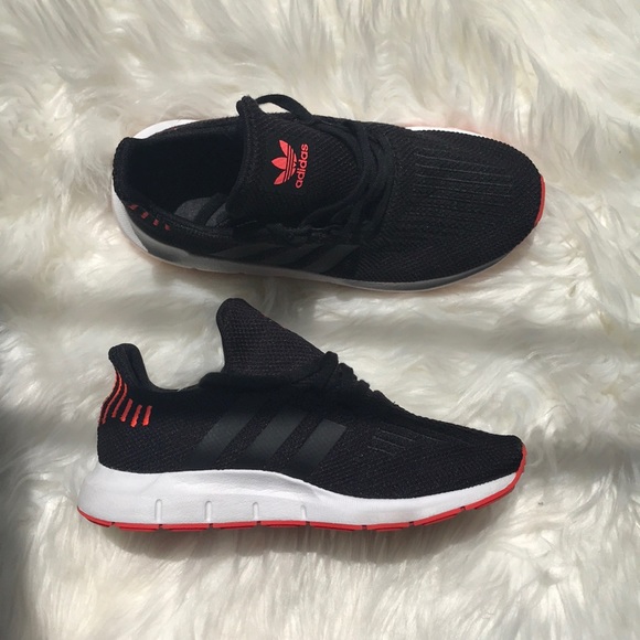 adidas swift run black and red